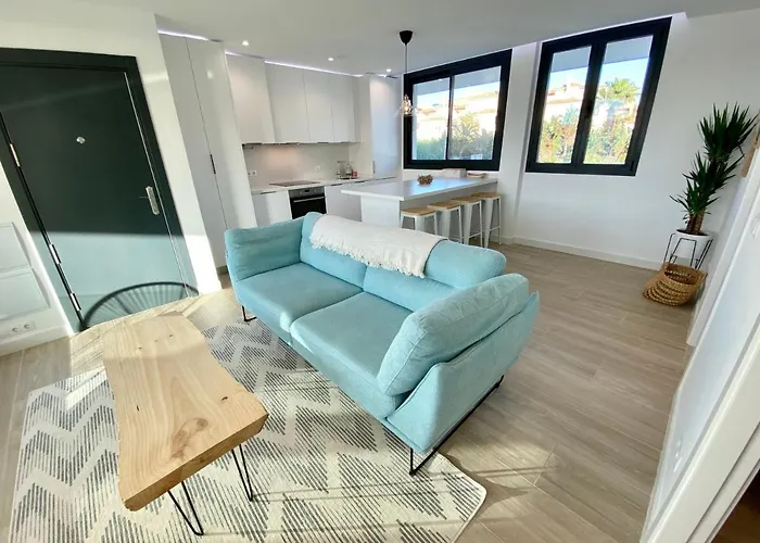 Tarifa Cozy House - Modern, Pool, Parking, Wifi,
