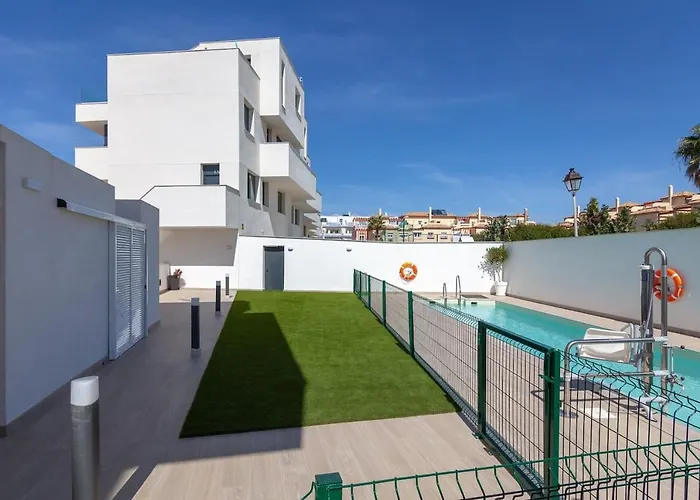 Tarifa Cozy House - Modern, Pool, Parking, Wifi,